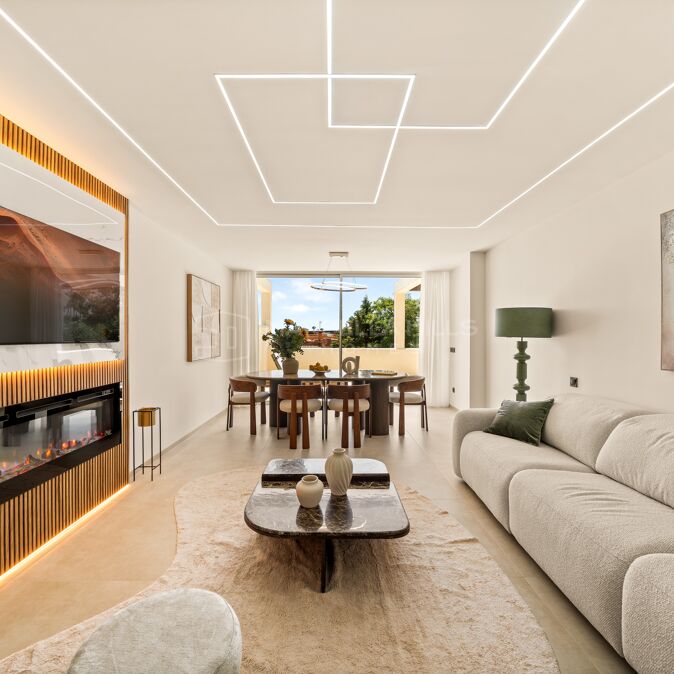 Renovierte 3-Zimmer-Wohnung zum Verkauf in Palacetes Los Belvederes, La Cerquilla, Nueva Andalucía