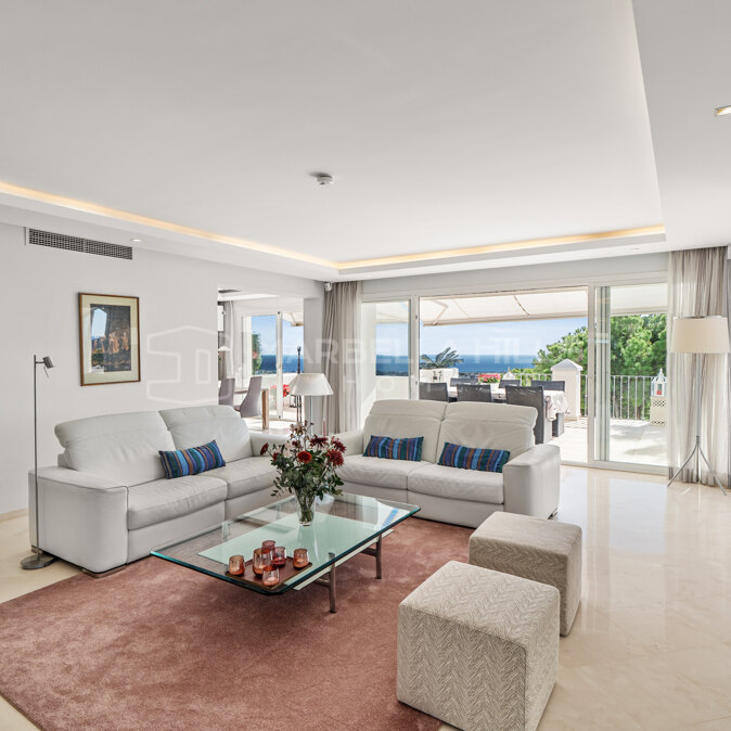 Appartement duplex avec vue panoramique sur la mer à vendre à Las Colinas de La Heredia, Benahavís