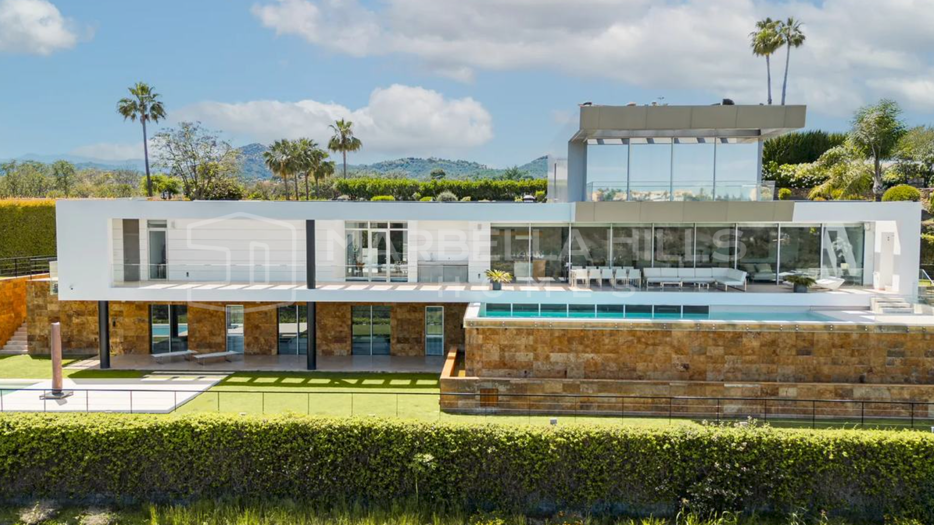 Villa contemporaine de luxe avec vue panoramique sur la mer à vendre à Los Arqueros, Benahavís