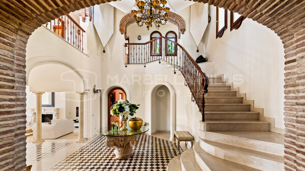 Luxury Mediterranean Villa for Sale in Sierra Blanca, Marbella Golden Mile