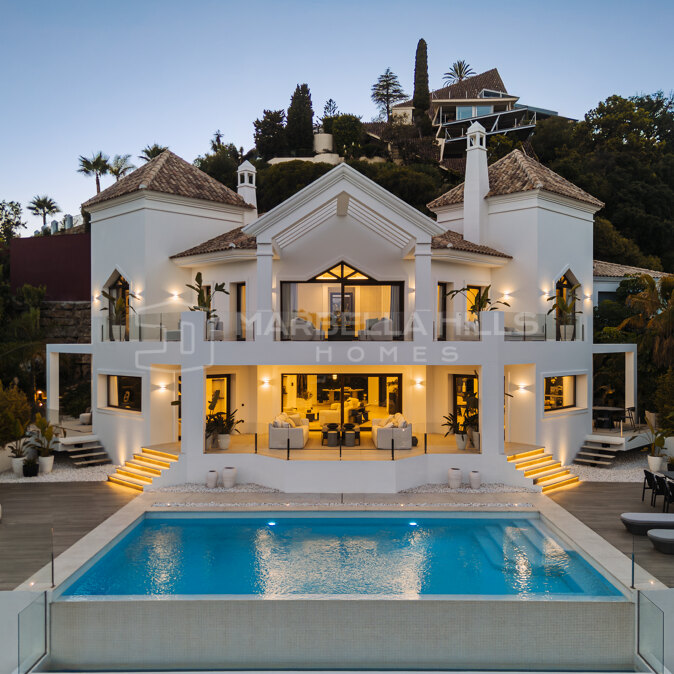 Moderne Villa zum Verkauf in El Herrojo, Benahavís