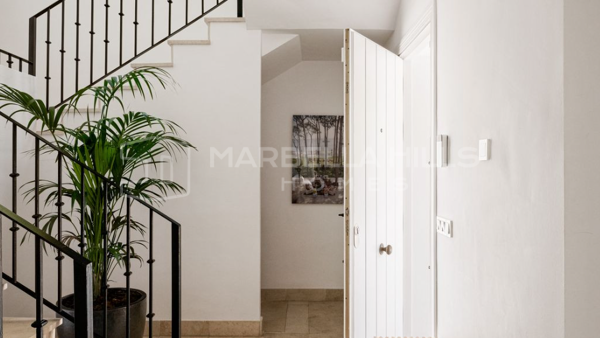 Family Villa for Sale in Rocío de Nagüeles, Marbella Golden Mile