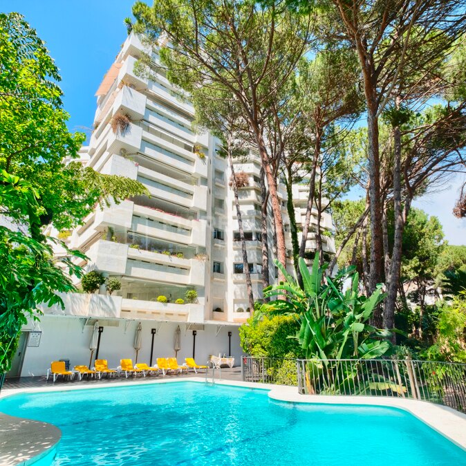 Renovierte 3-Schlafzimmer-Wohnung im Jardín del Mediterráneo, Marbella