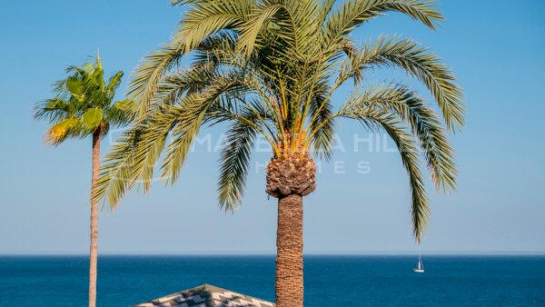 Ático reformado en venta en Dominion Beach, Estepona