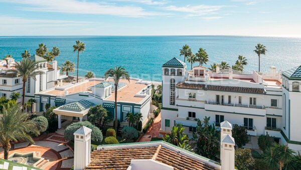 Ático reformado en venta en Dominion Beach, Estepona