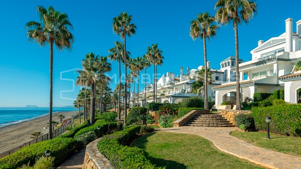 Ático reformado en venta en Dominion Beach, Estepona