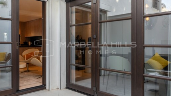 Maison de ville rénovée à vendre à Lomas Pueblo Golden Mile - Marbella