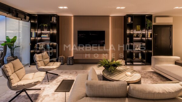 Apartamento en Primera Línea Puerto Banús | Pantalán 0