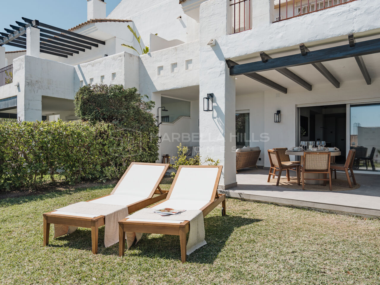 Appartement de luxe en rez-de-chaussée avec jardin privé à La Quinta, Nueva Andalucía