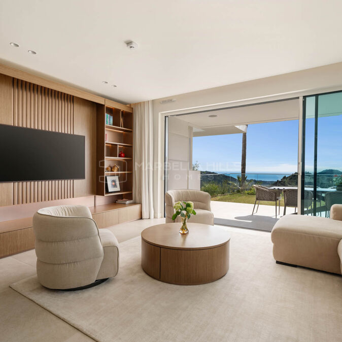 Luxus-Erdgeschosswohnung in Ecklage mit Panoramablick auf das Meer in Palo Alto, Ojén – Marbella