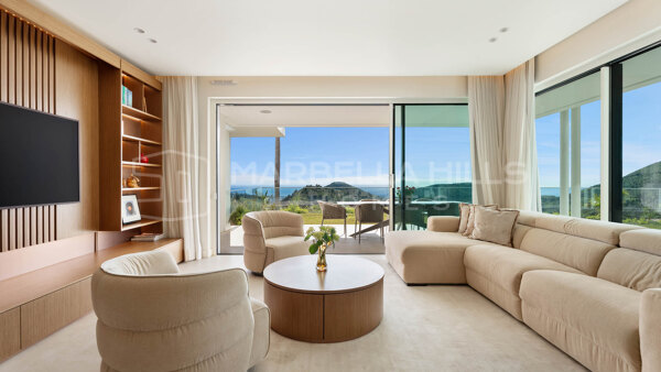 Luxus-Erdgeschosswohnung in Ecklage mit Panoramablick auf das Meer in Palo Alto, Ojén – Marbella