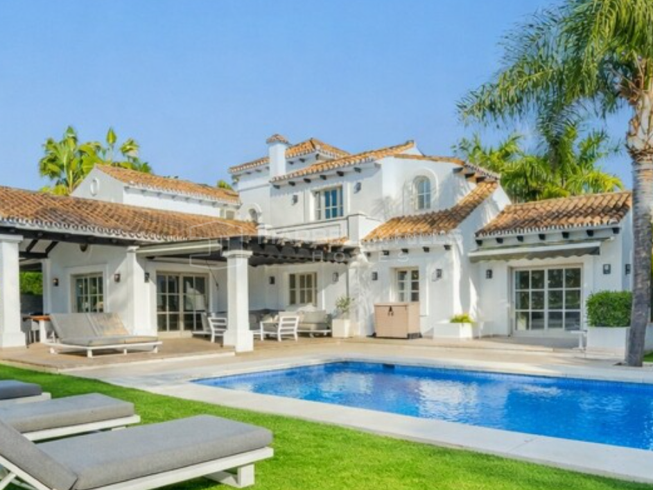 Villa en Première Ligne de Golf à Vendre à Nueva Andalucía – Vallée du Golf