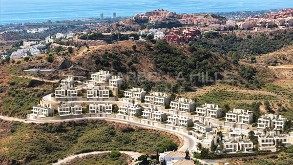Adosados modernos con vistas al mar en venta cerca de La Cala de Mijas