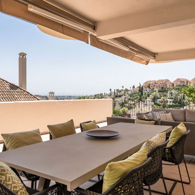 Luxury 4-Bedroom Duplex Apartment for Sale in Nueva Andalucía, Marbella