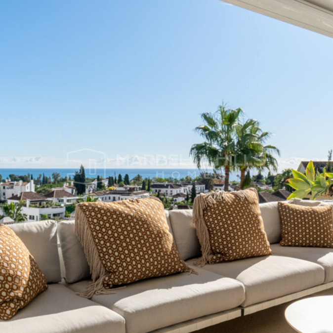 Penthouse duplex de luxe avec vue panoramique sur la mer à Monte Paraíso, Golden Mile de Marbella