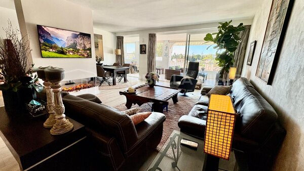 Appartement rénové de 2 chambres à vendre à La Quinta, Benahavís