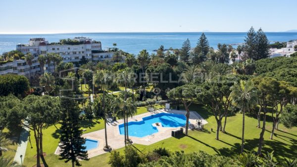 Luxury Beachfront Apartment with Sea Views for Sale in Playas del Duque, Puerto Banús