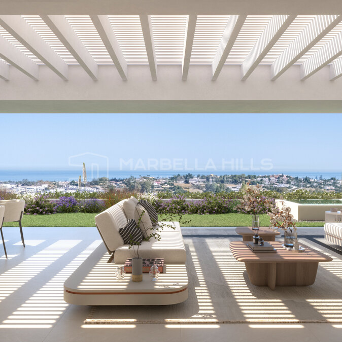 Luxury 3 Bedroom First Floor Apartment with Panoramic Sea Views in Benahavís
