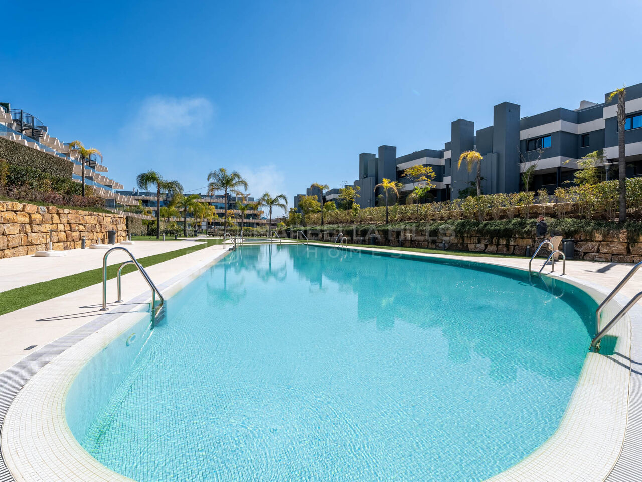 3 Bedroom Penthouse with Sea Views in Estepona | New Golden Mile