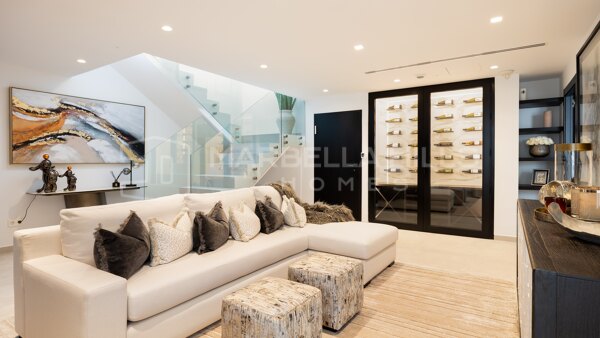 Luxusvilla zu verkaufen Nueva Andalucía Marbella – Erste Golflinie Los Naranjos