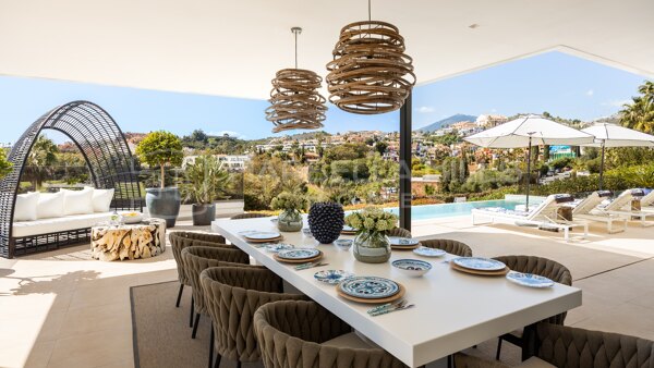 Luxusvilla zu verkaufen Nueva Andalucía Marbella – Erste Golflinie Los Naranjos