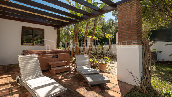 Villa en Première Ligne de Golf à La Cala Golf Resort, Mijas Costa — Vues Panoramiques et Intimité