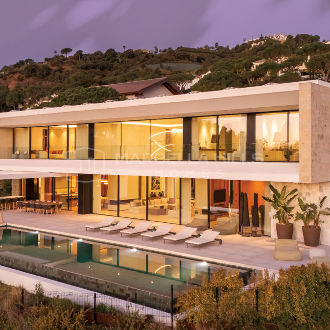 Luxury Villa for Sale in El Madroñal Benahavís with Panoramic Sea Views | Marbella Hillside