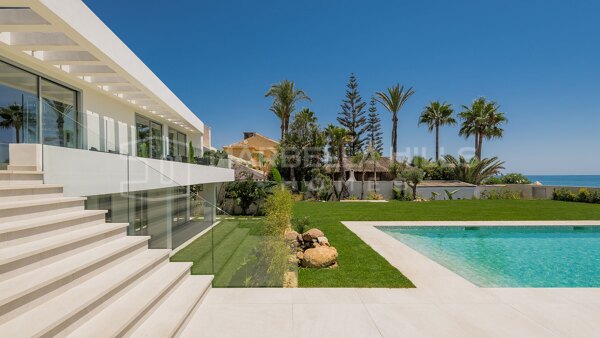 Frontline Beach Villa for Sale in La Cala de Mijas | Direct Sea Access