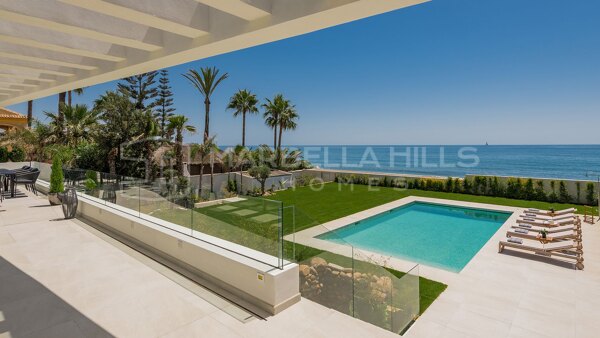 Frontline Beach Villa for Sale in La Cala de Mijas | Direct Sea Access