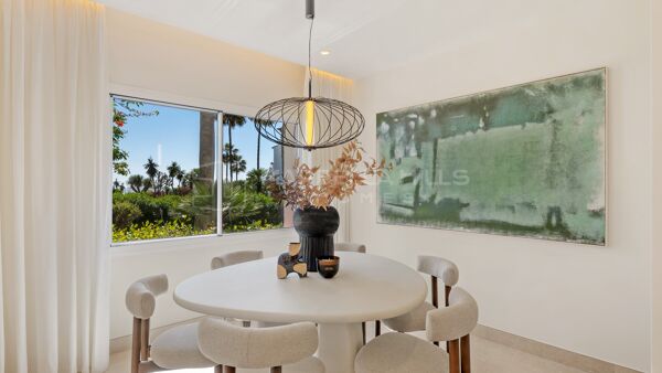 Wohnung in erster Strandlinie in Costalita, Estepona zu verkaufen | New Golden Mile