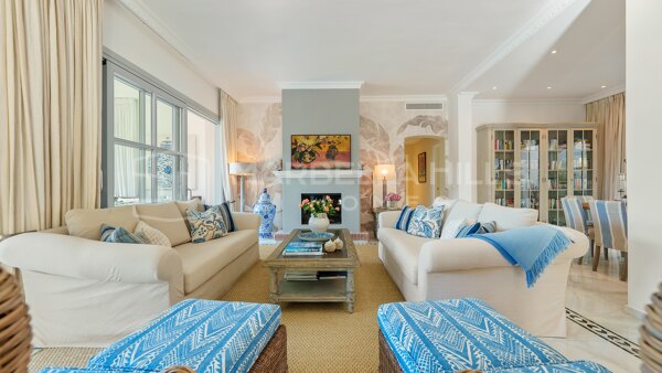 Mediterranean villa for sale in Sierra Blanca, Marbella on the Golden Mile with sea views