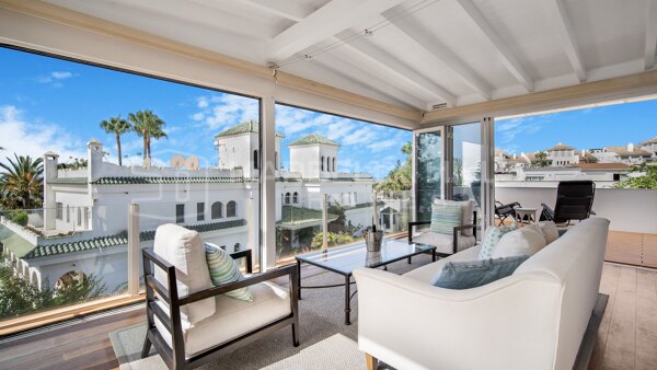 Frontline Beach Townhouse for Sale in Marbellamar Marbella Golden Mile with Sea Views