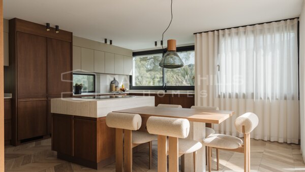 Luxury Villa for Sale in Nueva Andalucía Marbella – Renovated Gated Community Villa