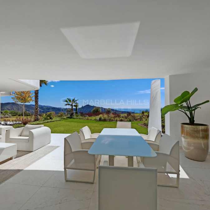 Luxus-Erdgeschosswohnung mit Privatem Garten in Palo Alto, Marbella zu Verkaufen