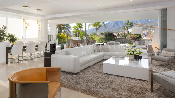 Moderne Villa mit 3 Schlafzimmern in La Finca de Marbella Río Real zu verkaufen