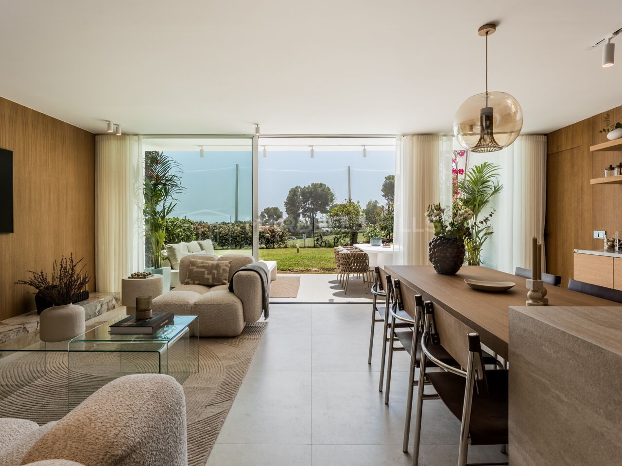 Luxury 3-Bedroom Apartment for Sale in Nueva Andalucía, Marbella with Garden and Modern Design