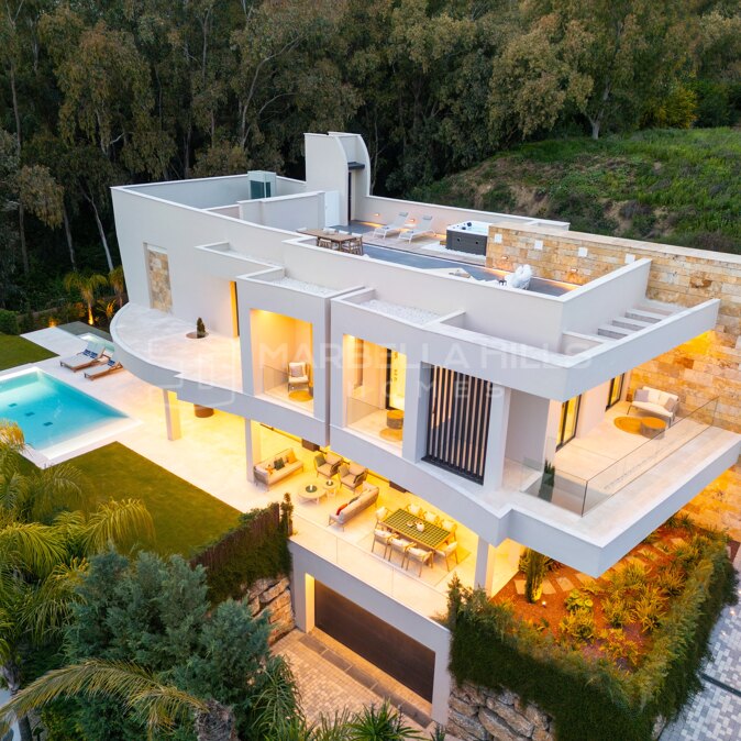 Nouvelle Villa de Luxe à Vendre à La Cerquilla Marbella avec Piscine et Vue