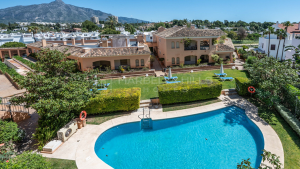 Apartment for Sale Walking Distance to Puerto Banús | Nueva Andalucía Marbella