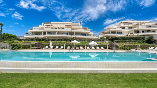 Strandnahes Erdgeschossapartment zum Verkauf in Velaya Estepona | New Golden Mile