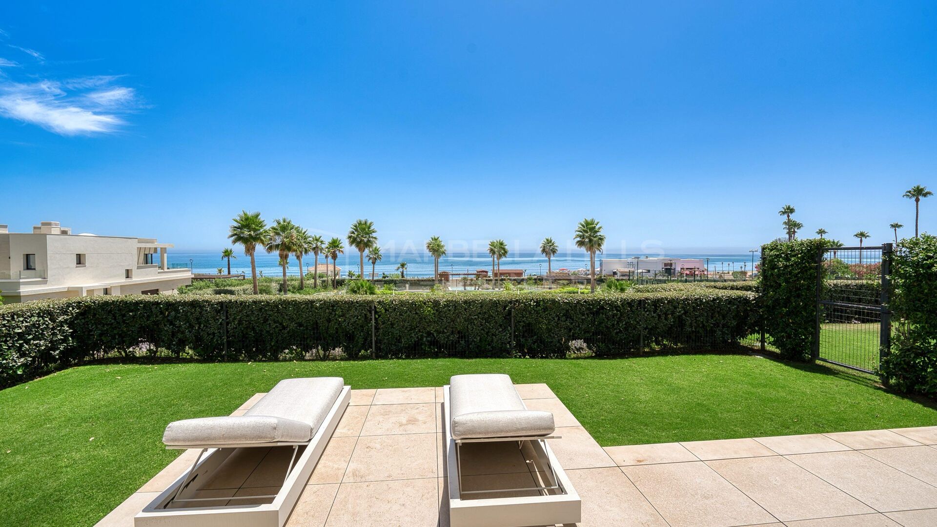 Strandnahes Erdgeschossapartment zum Verkauf in Velaya Estepona | New Golden Mile
