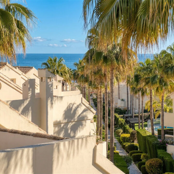 Beachside Townhouse with Tourist Licence for Sale in Costabella, Marbella East – Walking Distance to the Sea
