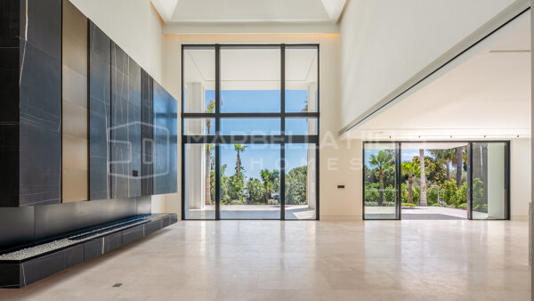 Villa Contemporaine de Luxe à Vendre à Marbella Golden Mile