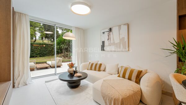 Appartement rénové à vendre à Terrazas de La Quinta, Benahavís – Élégance méditerranéenne contemporaine