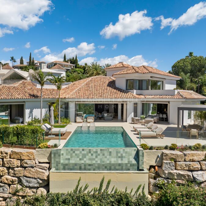Casa Calma | Villa de luxe à vendre à El Herrojo, Benahavís