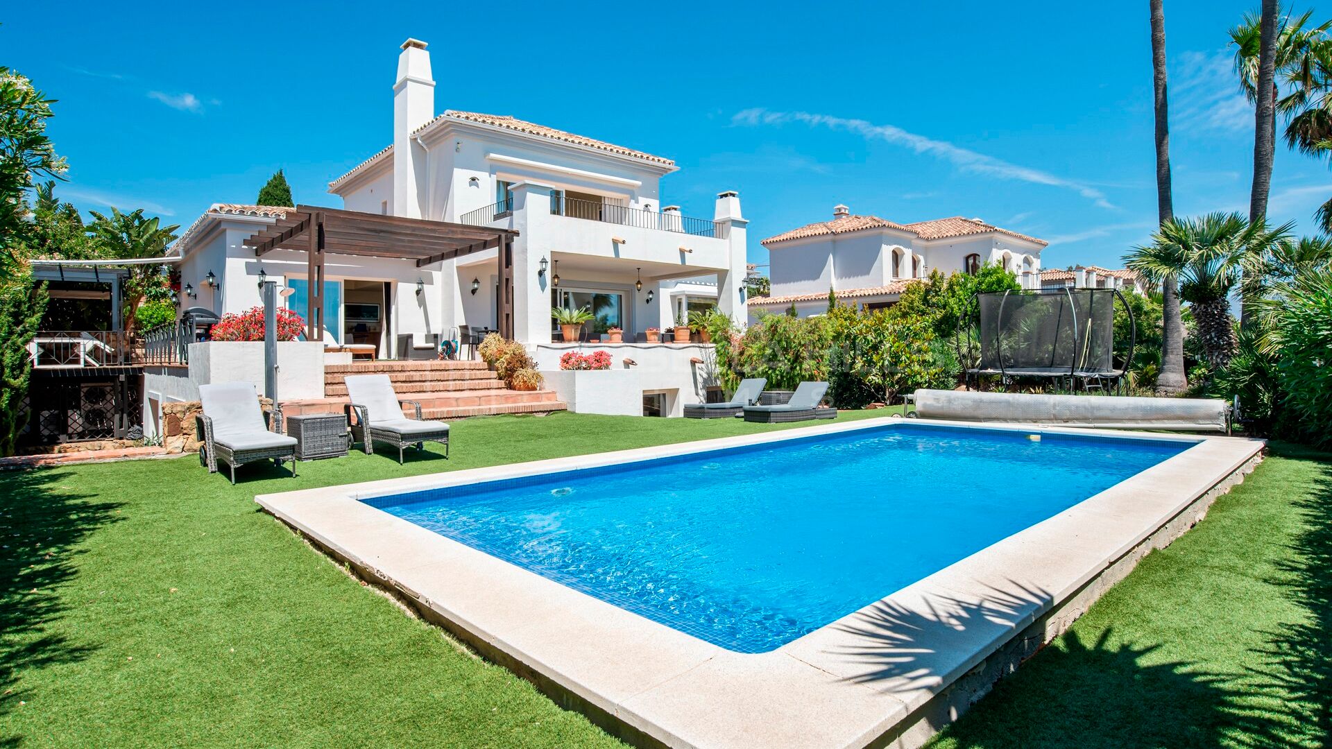 Villa mit Meerblick zum Verkauf in La Paloma, Manilva