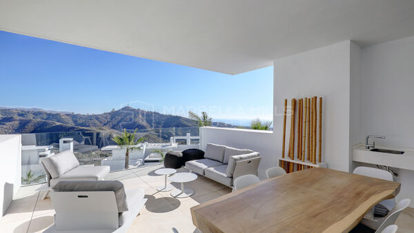 Appartement de luxe avec licence touristique et vues panoramiques à Palo Alto, Ojén