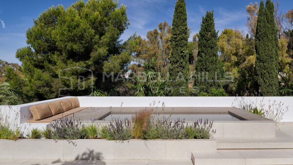 Luxuriöses Duplex-Penthouse mit privatem Pool an der Goldenen Meile von Marbella
