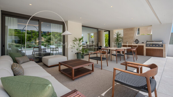 Apartamento Dúplex de Lujo FENDI CASA en Venta en Epic Marbella, Milla de Oro