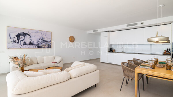 Luxury Duplex Penthouse for Sale in Benalmádena with Tourist Licence | Panoramic Sea Views in Stupa Hills