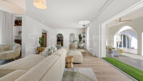Fabuleuse villa de plain-pied en première ligne de golf à Guadalmina Alta, Marbella